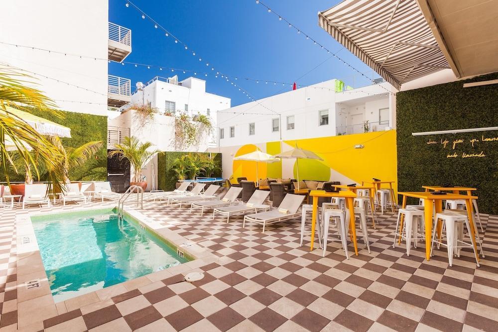 Clinton Hotel South Beach Маями Бийч Екстериор снимка