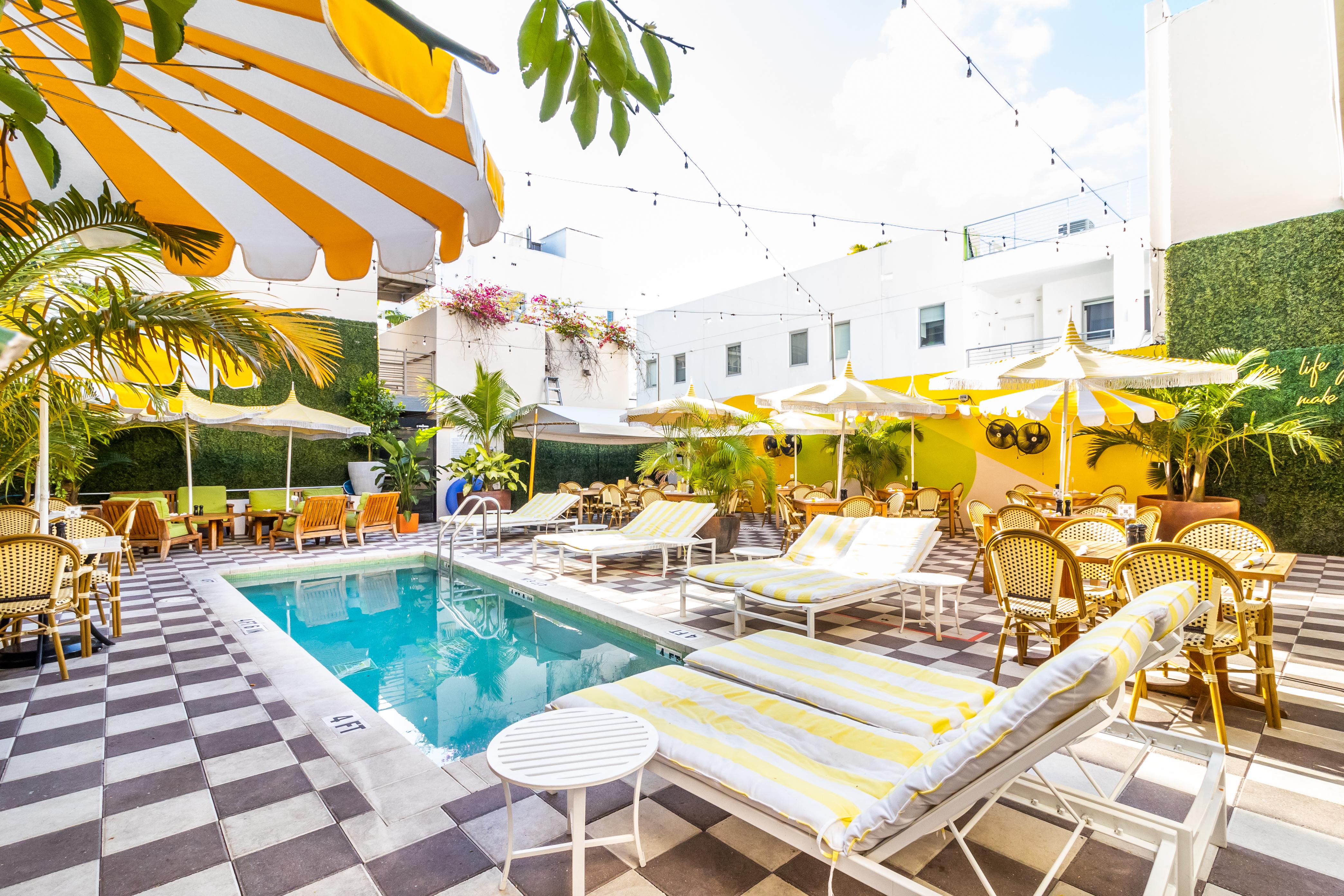 Clinton Hotel South Beach Маями Бийч Екстериор снимка