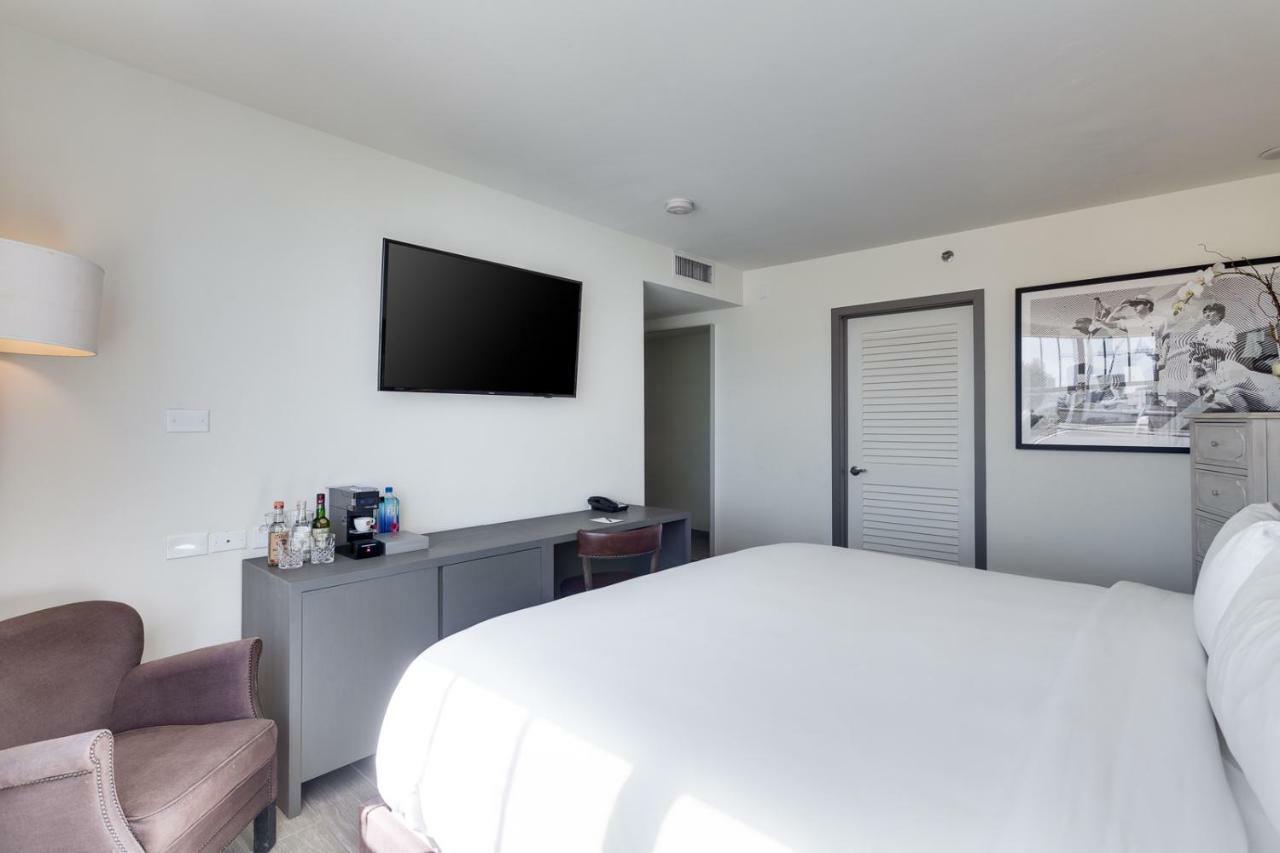 Clinton Hotel South Beach Маями Бийч Екстериор снимка